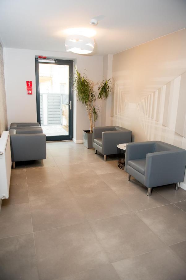 Geris Aparthotel Częstochowa Exteriör bild
