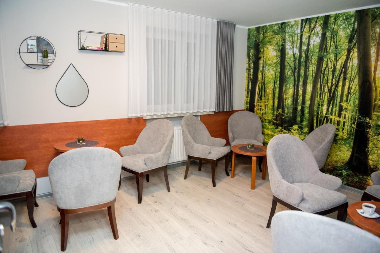 Geris Aparthotel Częstochowa Exteriör bild