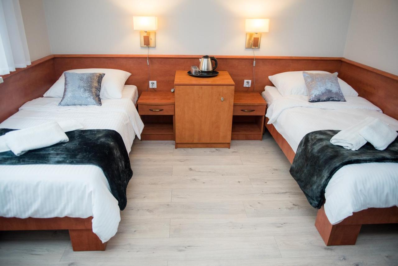 Geris Aparthotel Częstochowa Exteriör bild