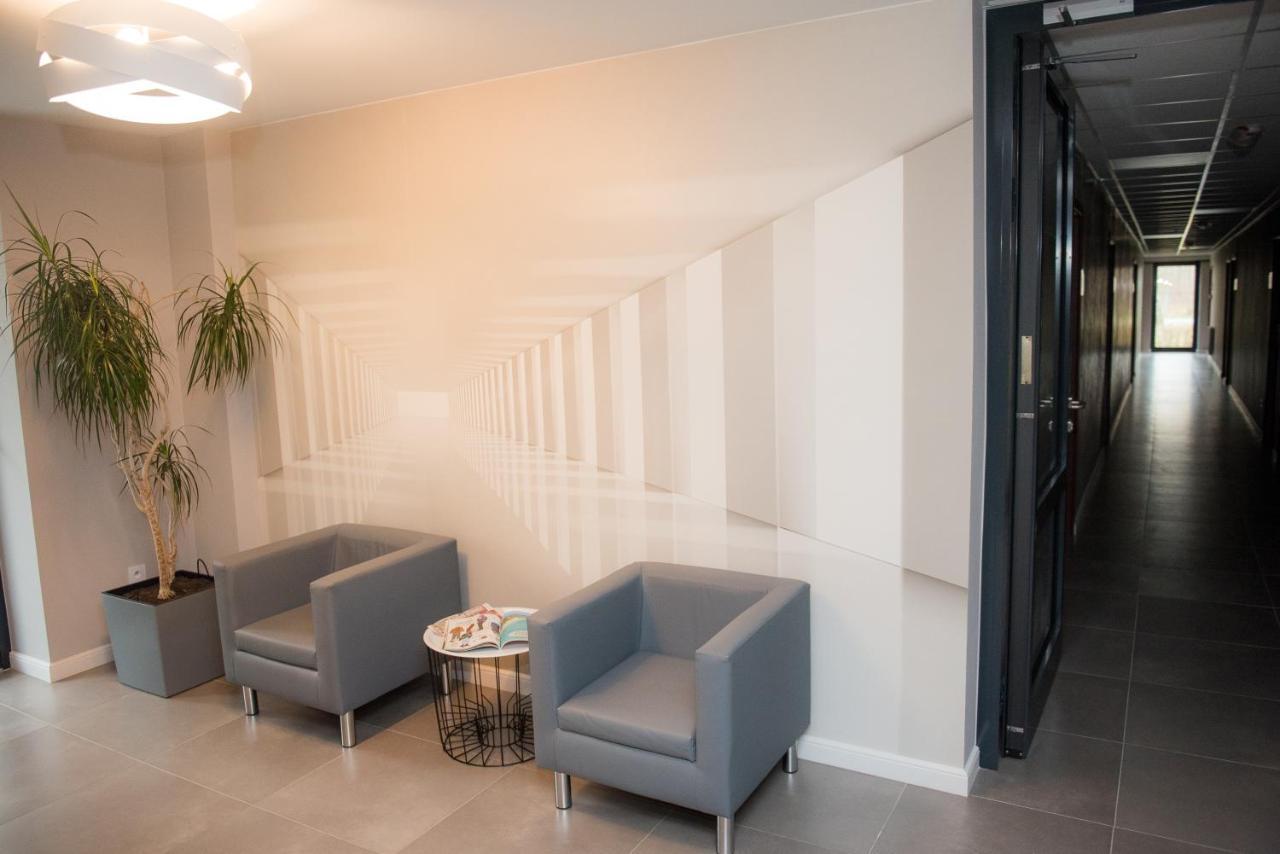 Geris Aparthotel Częstochowa Exteriör bild