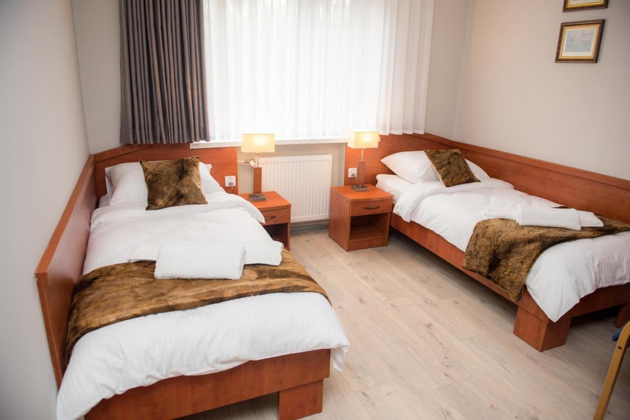 Geris Aparthotel Częstochowa Exteriör bild